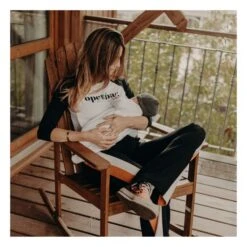 Open Bar Breastfeeding T-shirt | White -American Vintage Shop open bar breastfeeding t shirt 3