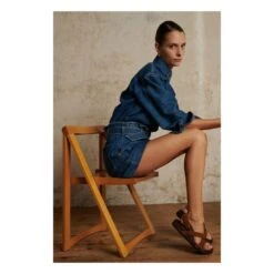 Soeur Lion Denim Shirt | Washed Blue -American Vintage Shop unnamed file 1108