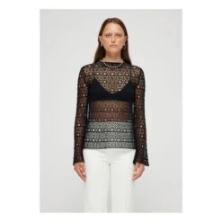 Macramé Top | Black -American Vintage Shop unnamed file 1582