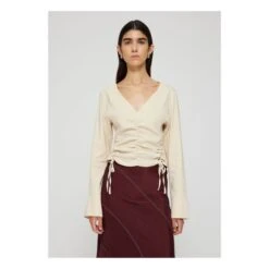 Linen V-Neck Top | Cream -American Vintage Shop unnamed file 1625