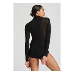 Anna Woollen Polo-Neck T-shirt | Black -American Vintage Shop unnamed file 1631