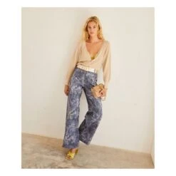 Momoni Cressida Metallic Ribbed Cardigan | Cream -American Vintage Shop unnamed file 1729